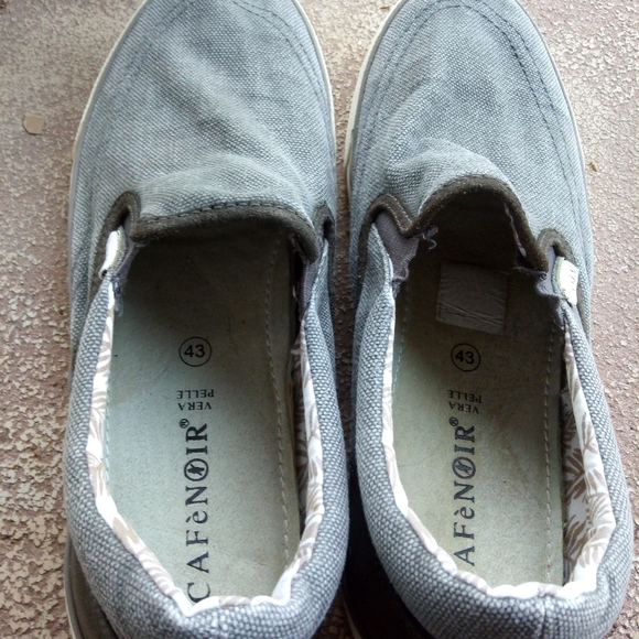 Noir Botanica No. 1.2 Men's Slip-On Canvas Shoe